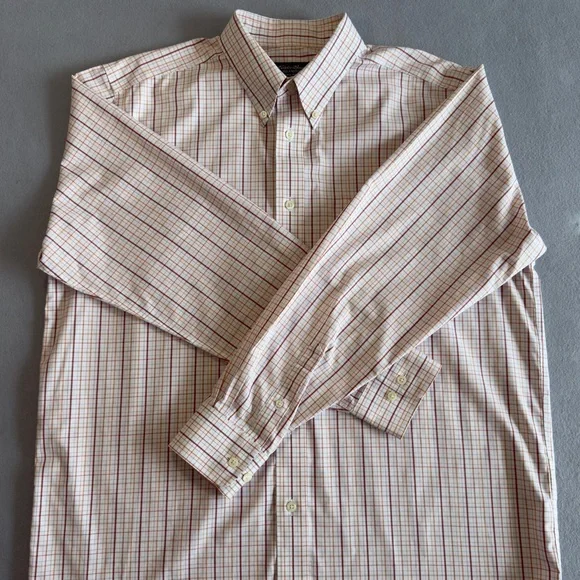 Eddie Bauer Men's Button-Down Plaid Shirt in Cream, Red, Brown - Picture 3 of 8